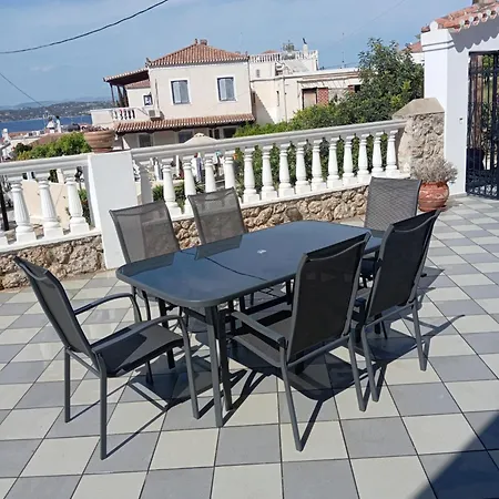 Captain's Guest house Spetses Town